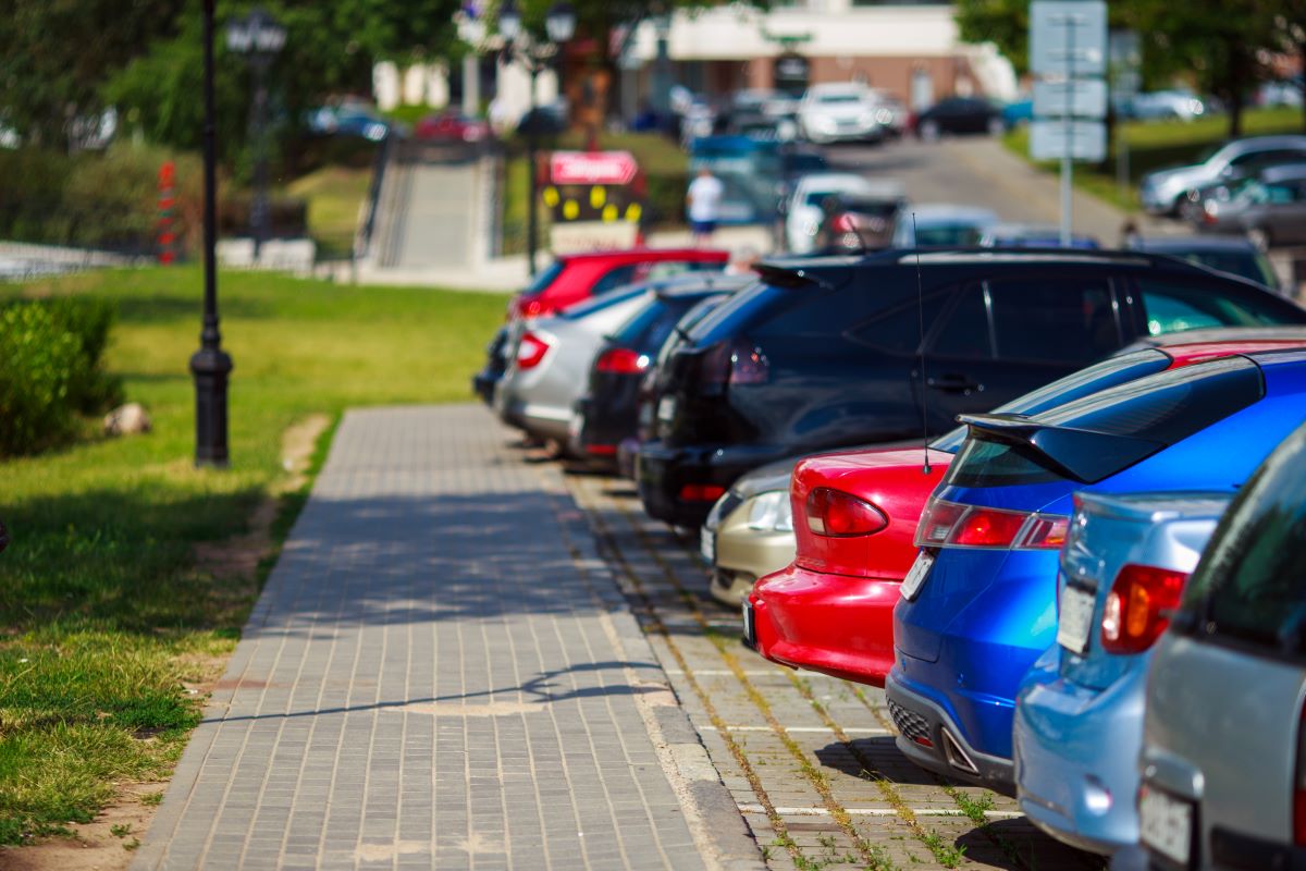 Parkplatzmangel Wohngebiet: effektive Lösungen